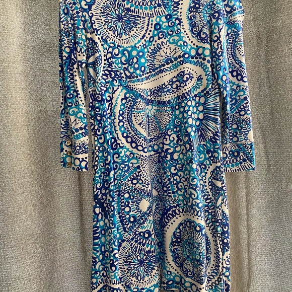 Medium Lilly Pulitzer Quarter Length Sleeve Dress Paisley with Button Detail - Picture 1 of 3